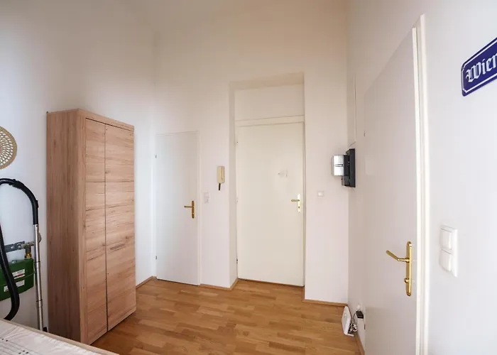 Apartamento 1020 *