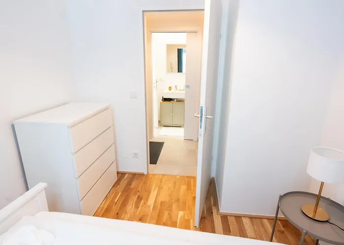 Apartamento 1020 *